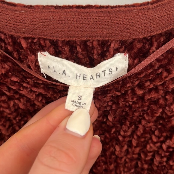 Cute Pacsun Sweater - Picture 3 of 4